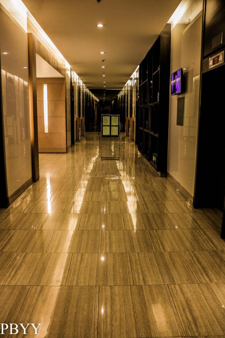 Stays At Green Residences 1 Studio Room Couples Bed With Complimentary Breakfast For 2 Manila Exterior foto